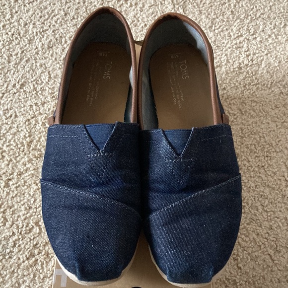 TOMS Dark Denim with synthetic leather trim Mens shoe - Picture 4 of 4